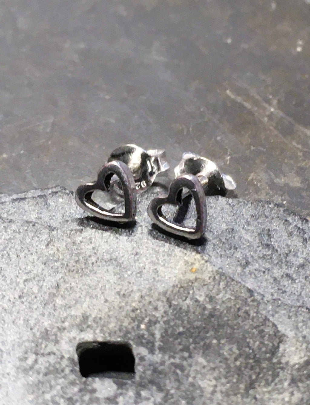 HEART  STUD EARRINGS 5MM