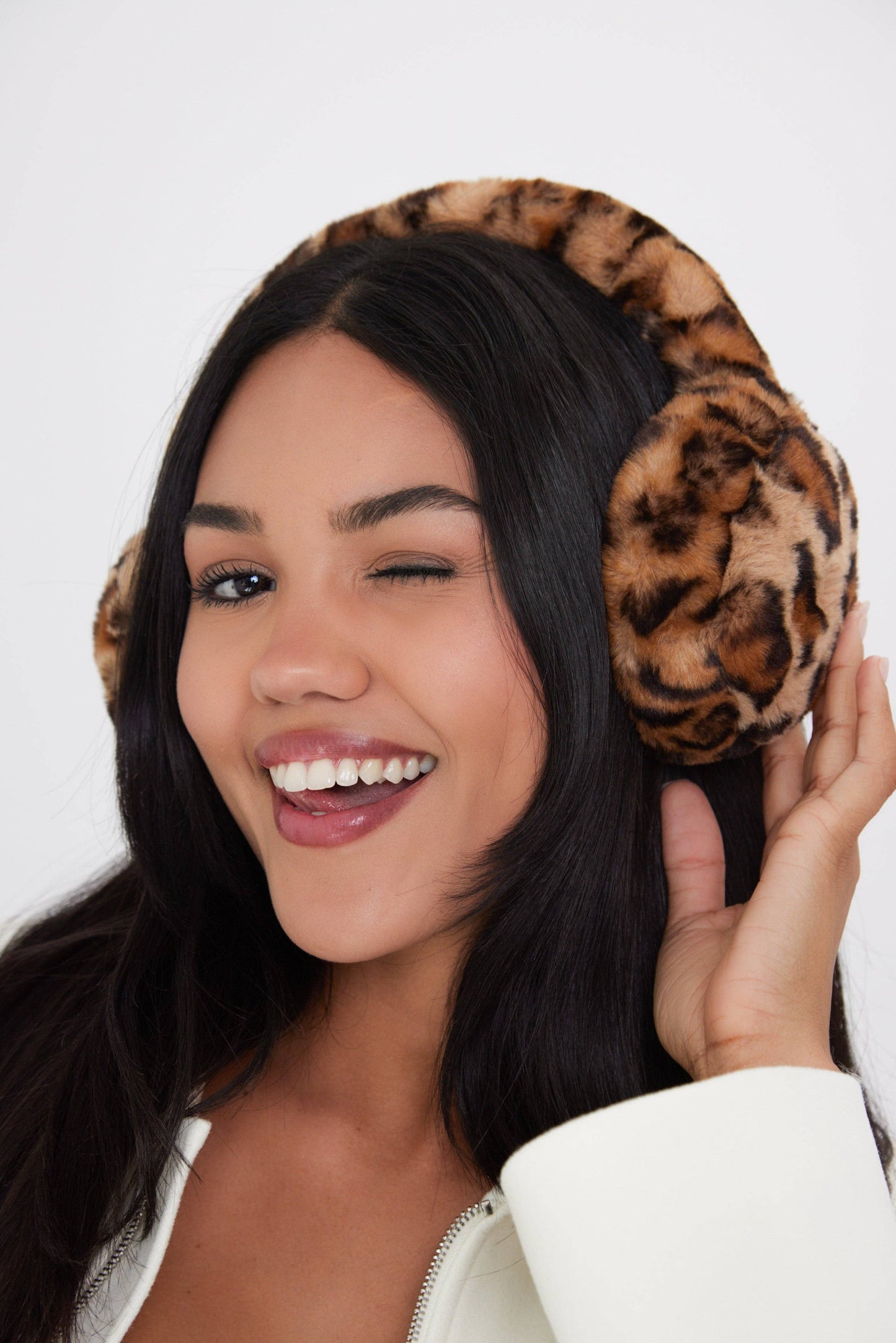 Fluffy Faux-Fur Earmuffs in Leopard Print