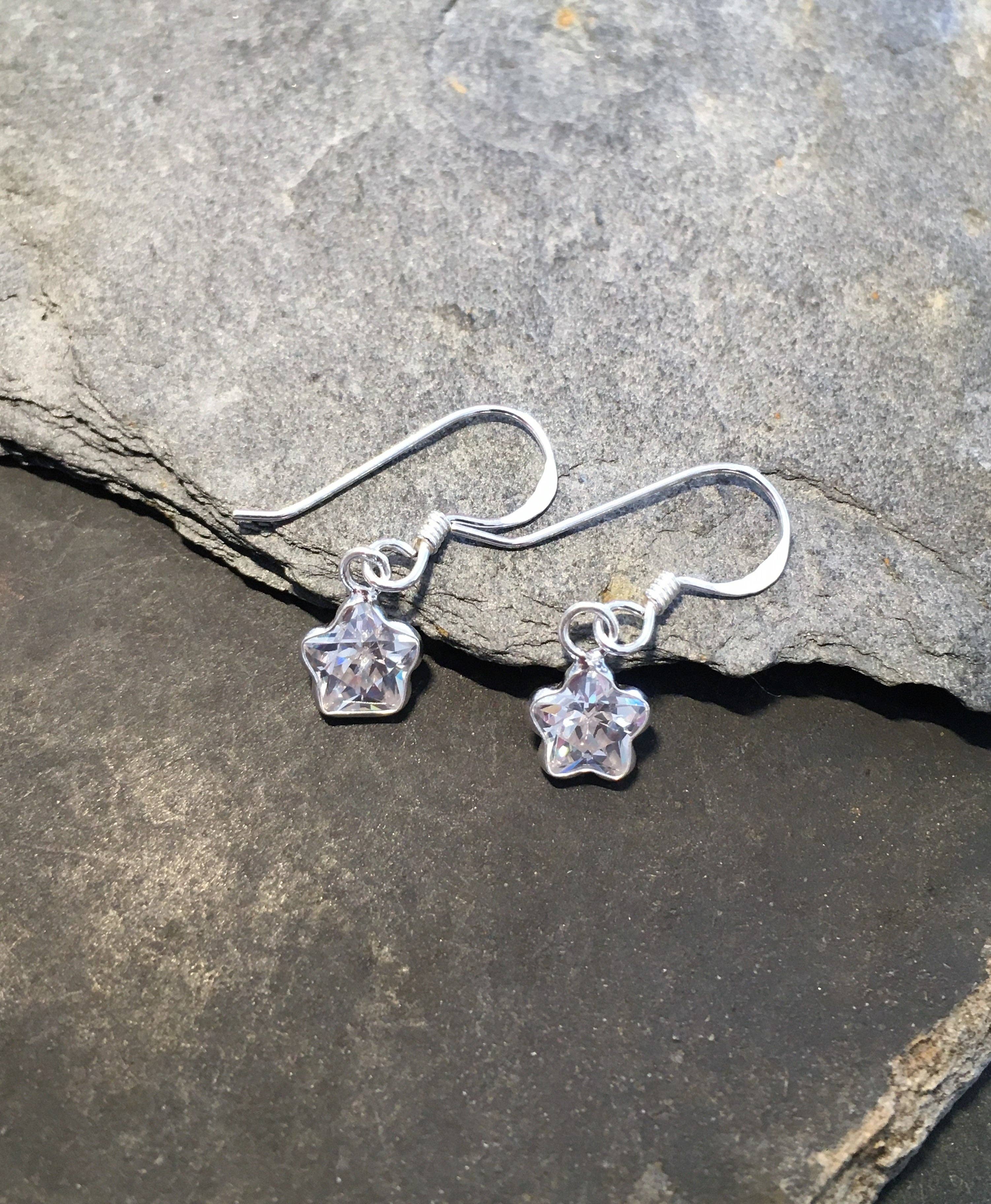 SE242B - 6MM CZ FLOWER E/R 8MM DROP Earrings