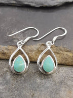 GREEN HOWLITE OUTLINE TEARDROP E/R 13X10M