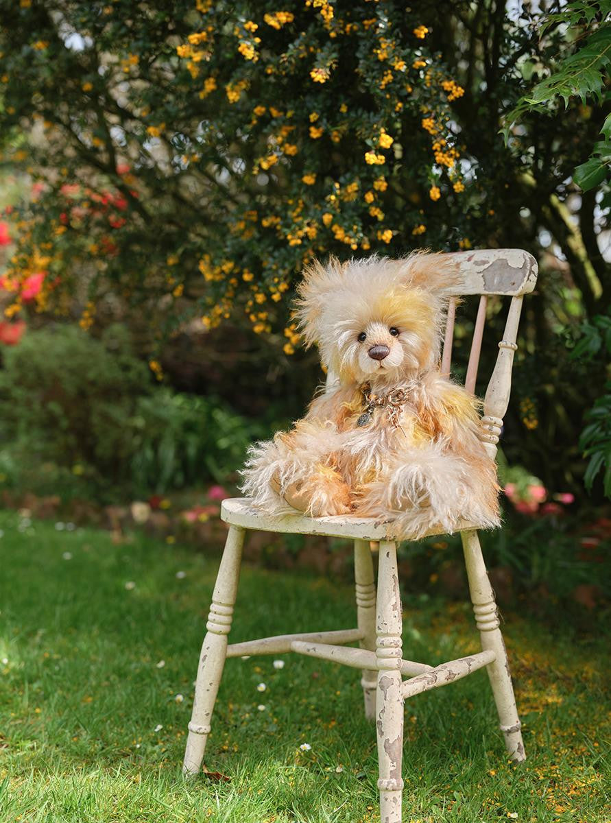 Charlie Bear - Isabelle Collection - Mizmaze