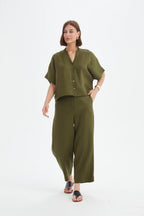 Tirelli - Boxy Button Linen Shirt - Dark Moss