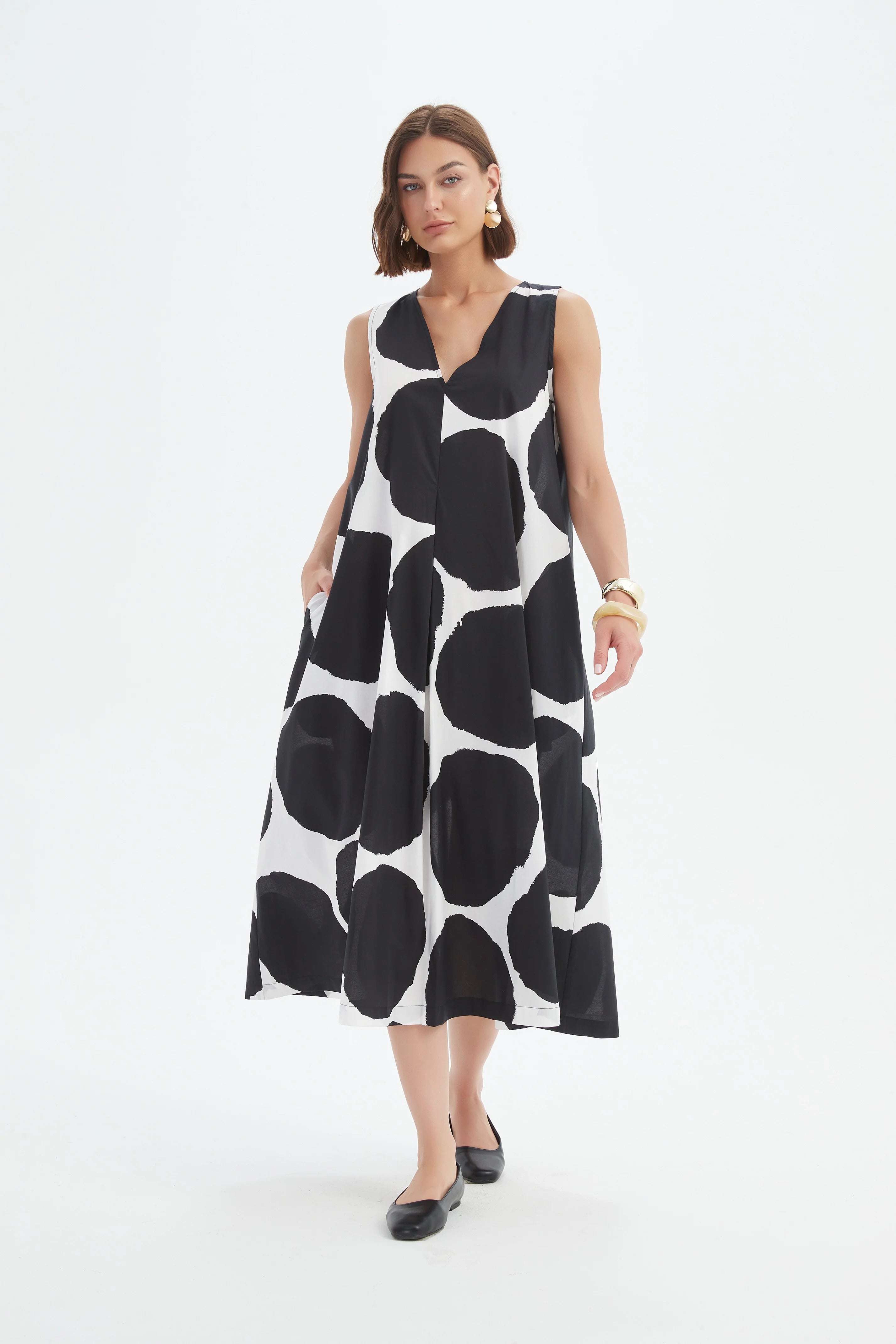 Tirelli - Inverted Pleat Poplin Dress - Black & White Spot