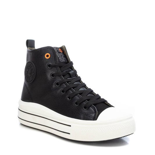 Refresh Ladies Black Chunky Sole Laced/Zip High-Top Trainer 170934