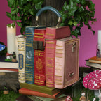 Vendula - BOOKSHELF BOULEVARD BOOK STACK BAG