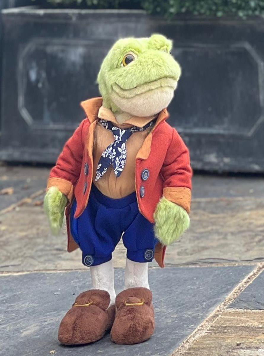 Charlie Bear - Signature Collection - Frog Footman