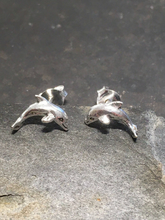 Blue Lily 925 - DOLPHIN STUD 9MM X 4MM