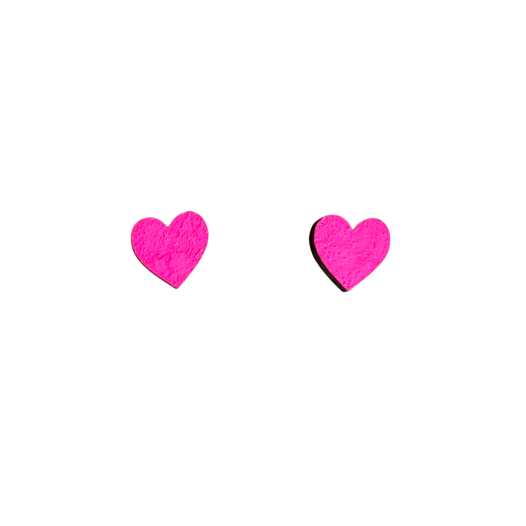 Ivy & Ginger - Mini neon pink heart studs