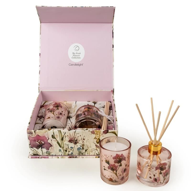 Candlelight - Agapanthus & Cherry Fruit Gift Set Scented Candle & Diffuser Gift Box